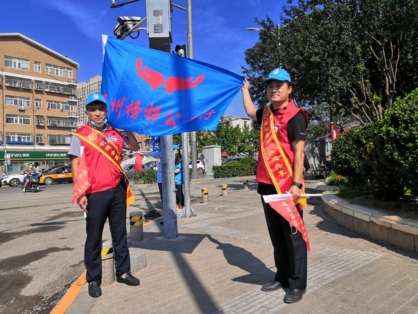 <strong>嗯嗯啊死了爽操逼国产视频</strong>